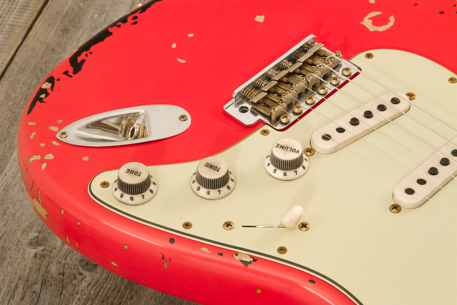 Fender Custom Shop Michael Landau Strat 1963 Signature Trem 3s #r133864 - Relic Fiesta Red O. 3-color Sunburst - Str shape electric guitar - Variation