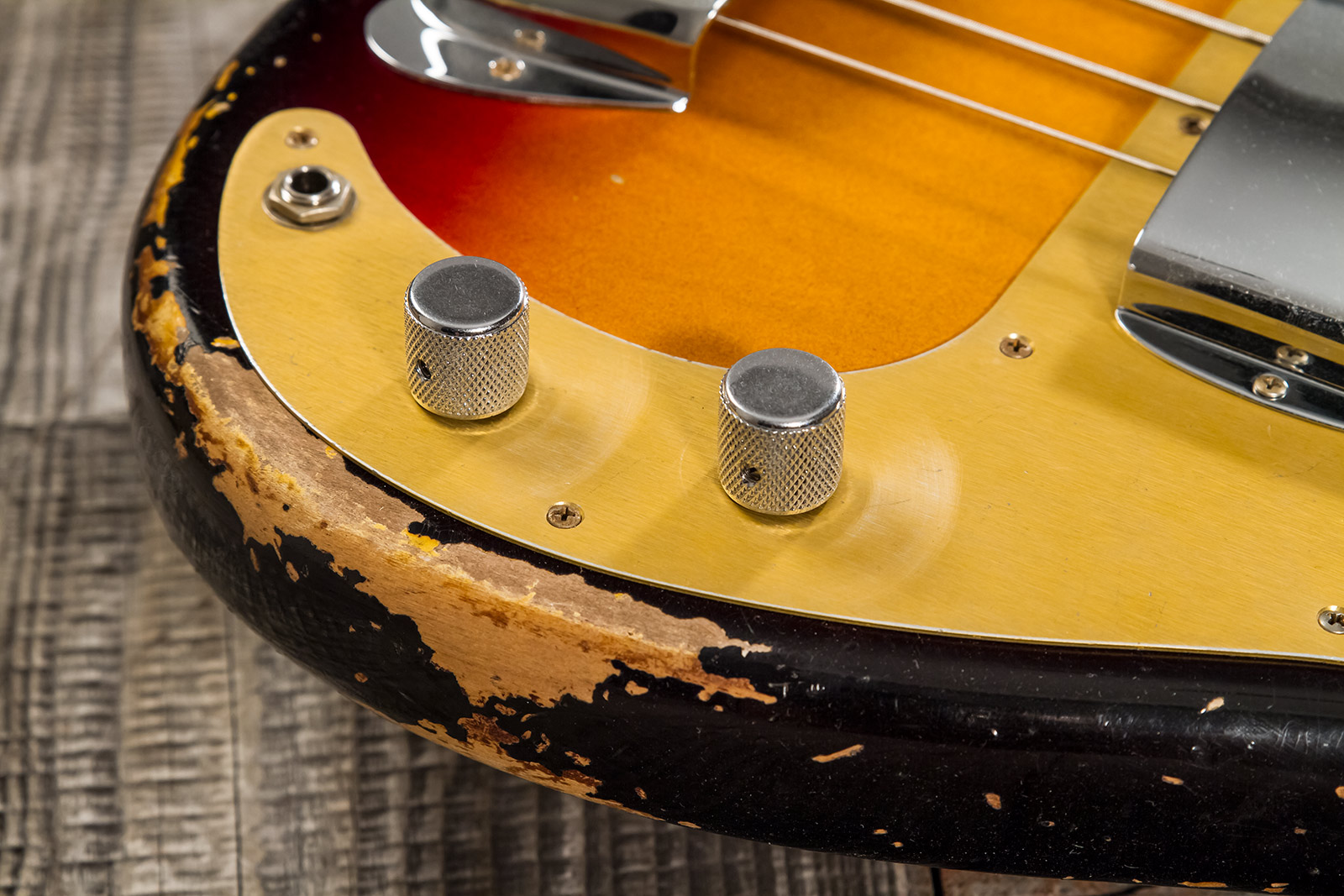Fender Custom Shop Precision Bass 1958 Mn #cz573256 - Heavy Relic 3-color Sunburst - Solid body electric bass - Variation 3