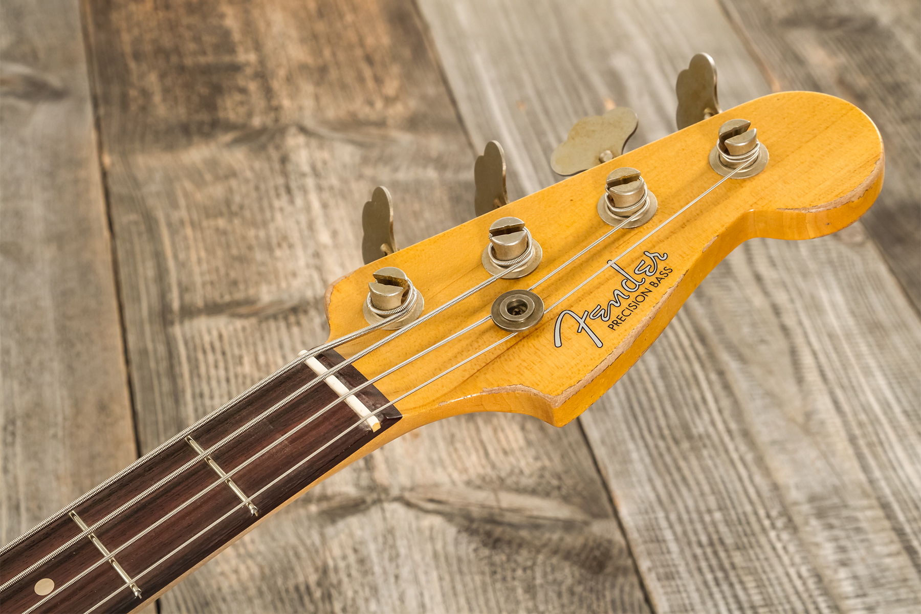 Fender Custom Shop Precision Bass 1964 Rw #r135935 - Heavy Relic Lake Placid Blue - Solid body electric bass - Variation 8