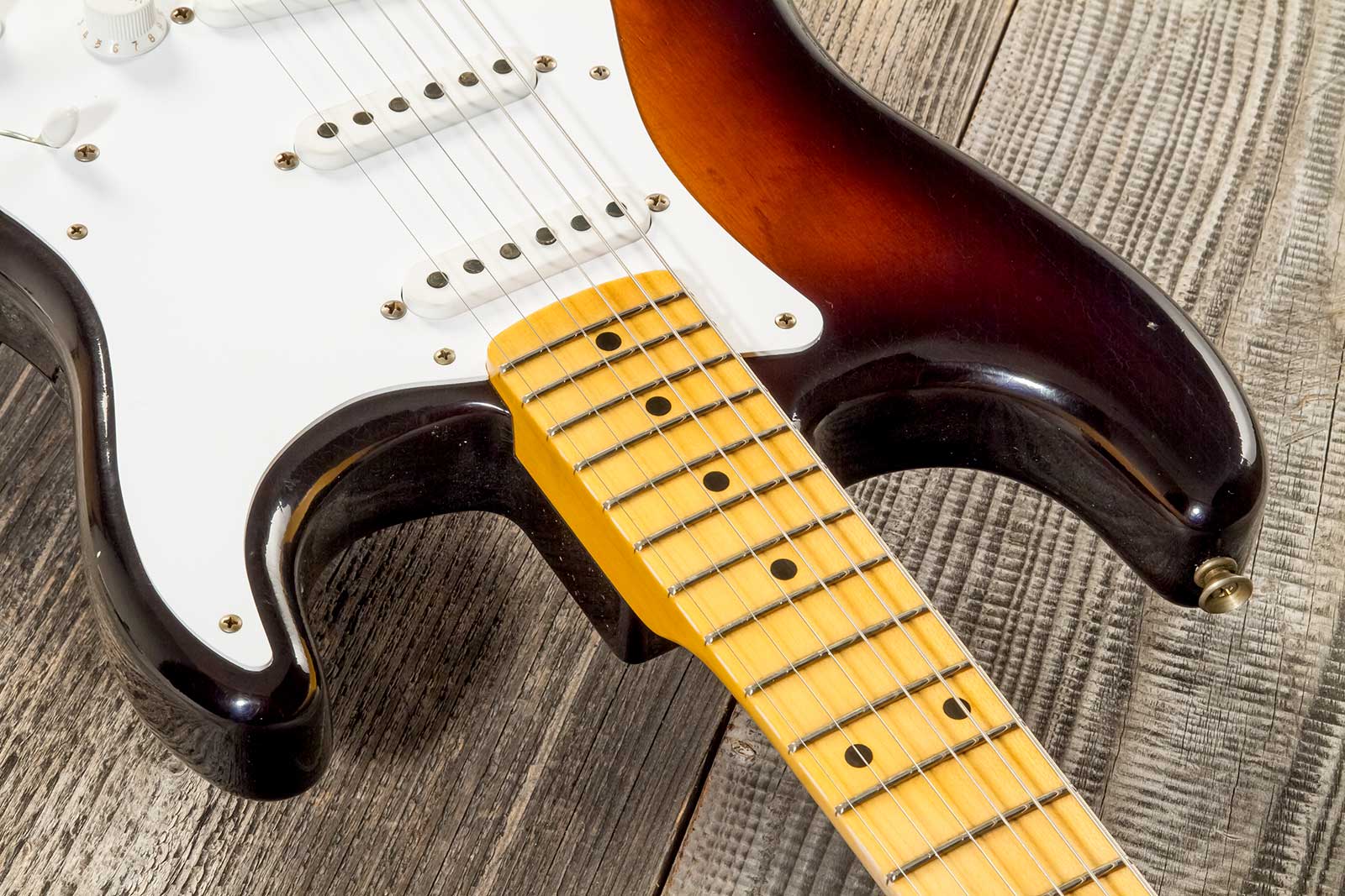 Fender Custom Shop Strat 1954 70th Anniv. 3s Trem Mn #xn4193 - Journeyman Relic Wide-fade 2-color Sunburst - Str shape electric guitar - Variation 5