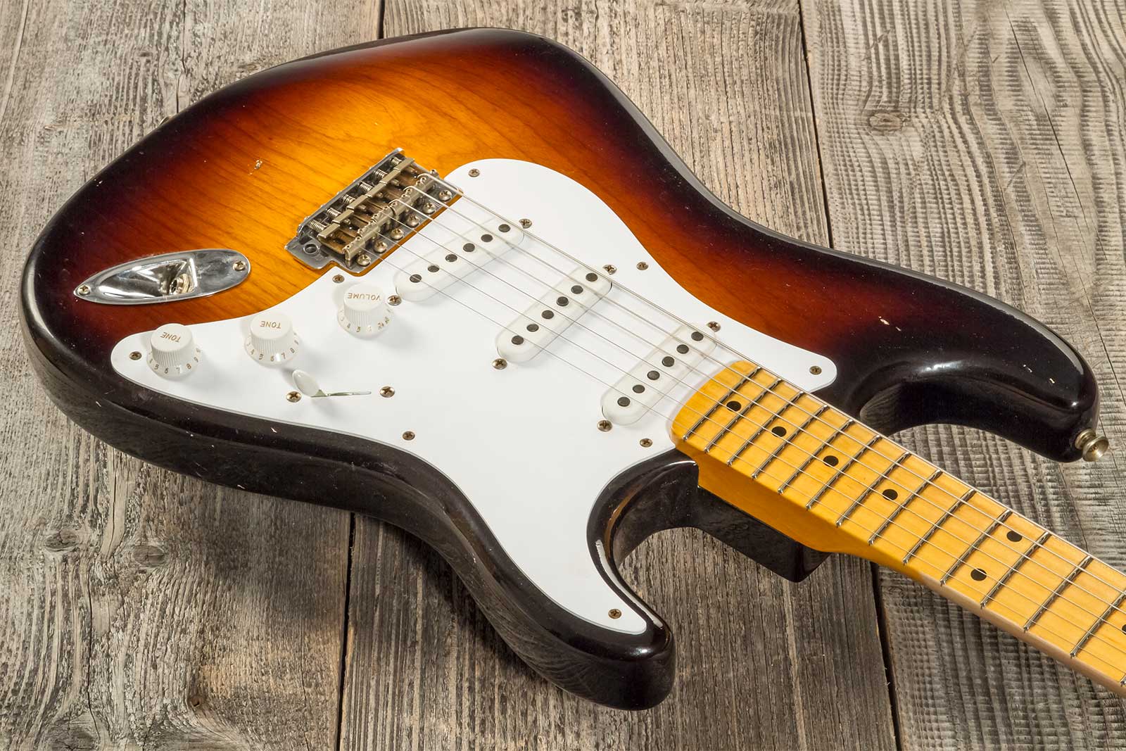 Fender Custom Shop Strat 1954 70th Anniv. 3s Trem Mn #xn4199 - Journeyman Relic Wide-fade 2-color Sunburst - Str shape electric guitar - Variation 2