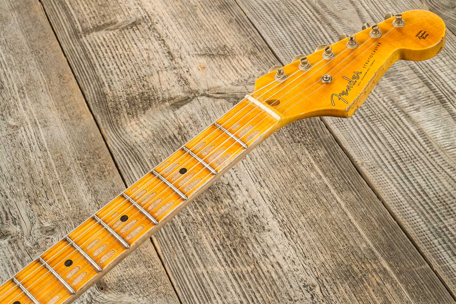 Fender Custom Shop Strat 1954 70th Anniv. 3s Trem Mn #xn4308 - Heavy Relic Wide Fade 2-color Sunburst - Str shape electric guitar - Variation 9