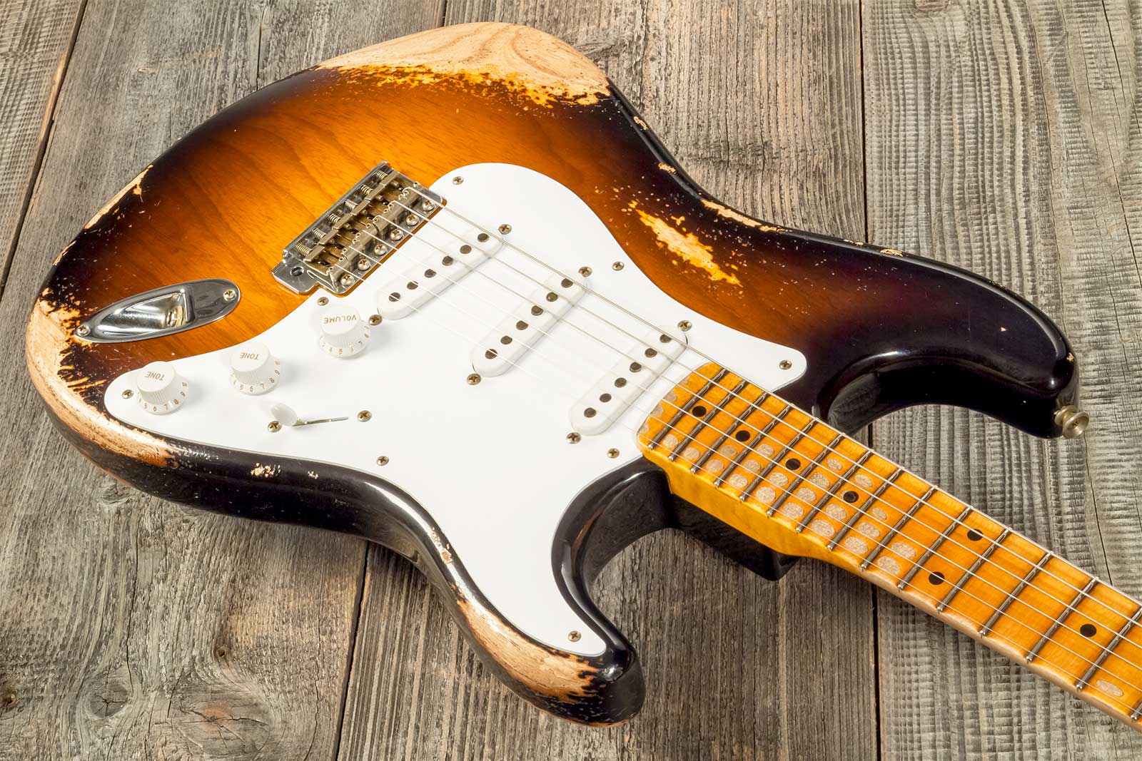 Fender Custom Shop Strat 1954 70th Anniv. 3s Trem Mn #xn4308 - Heavy Relic Wide Fade 2-color Sunburst - Str shape electric guitar - Variation 2