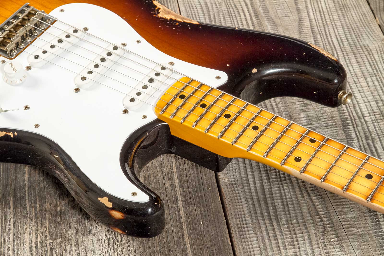 Fender Custom Shop Strat 1954 70th Anniv. 3s Trem Mn #xn4316 - Relic Wide Fade 2-color Sunburst - Str shape electric guitar - Variation 4