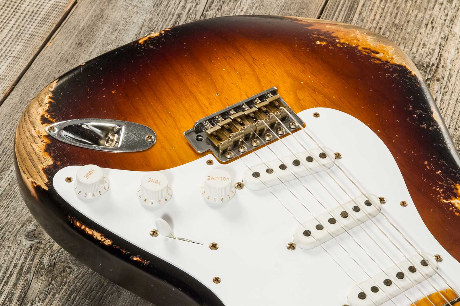 Fender Custom Shop Strat 1954 70th Anniv. 3s Trem Mn #xn4324 - Heavy Relic Wide Fade 2-color Sunburst - Str shape electric guitar - Variation 3