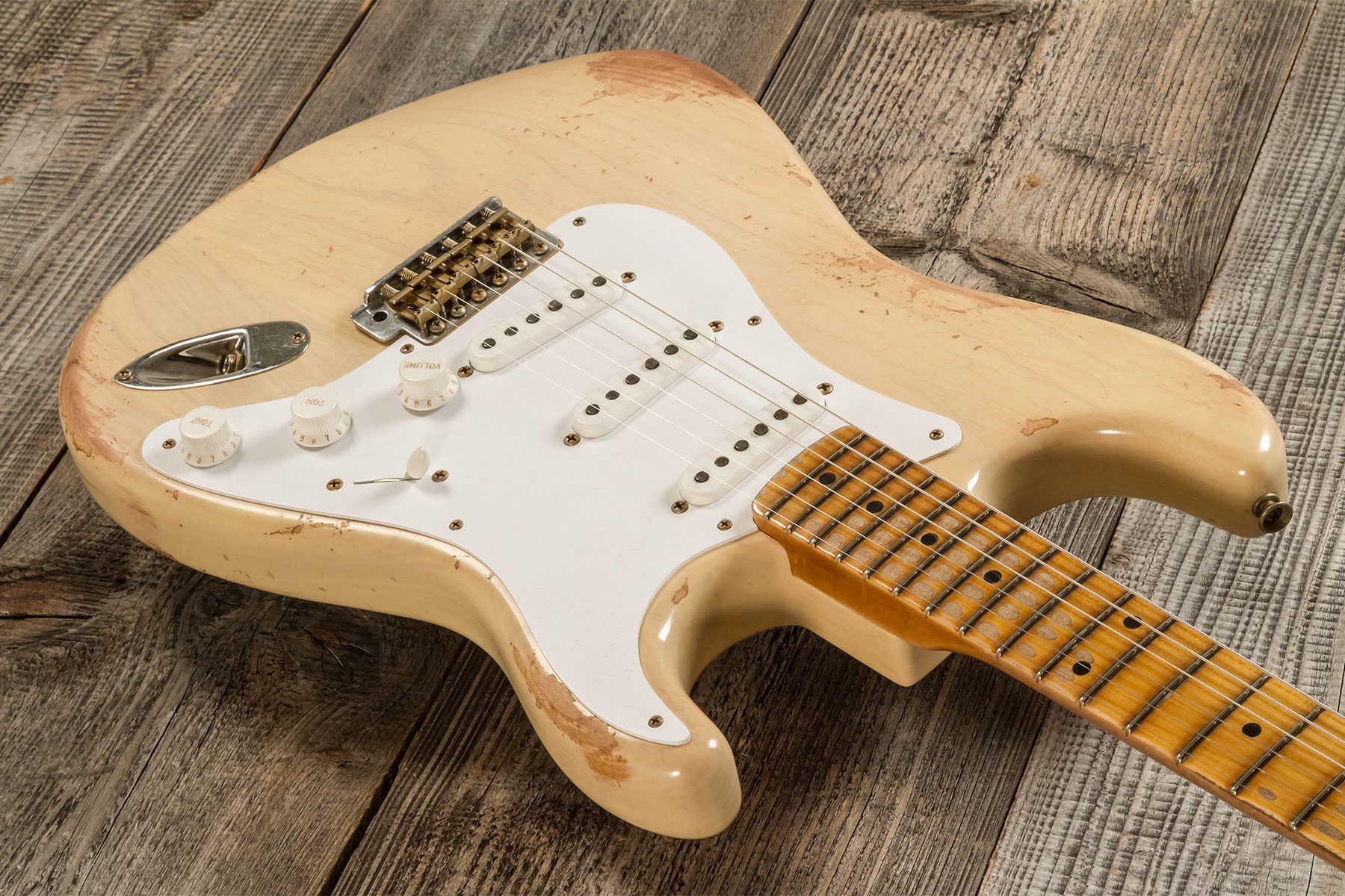Fender Custom Shop Strat 1954 70th Anniv. 3s Trem Mn #xn5073 - Heavy Relic Vintage Blonde - Str shape electric guitar - Variation 2