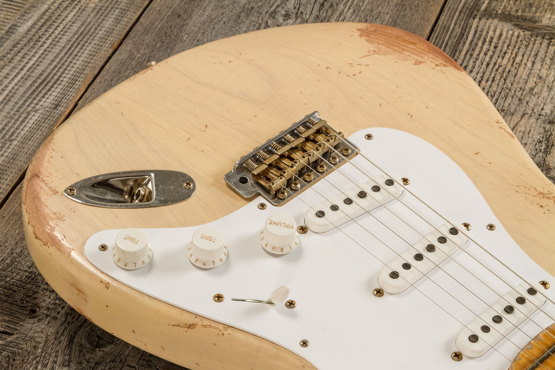 Fender Custom Shop Strat 1954 70th Anniv. 3s Trem Mn #xn5073 - Heavy Relic Vintage Blonde - Str shape electric guitar - Variation 3