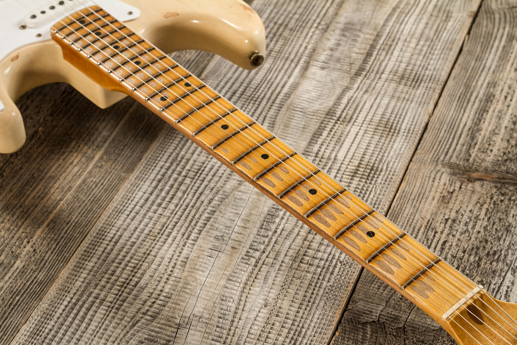 Fender Custom Shop Strat 1954 70th Anniv. 3s Trem Mn #xn5073 - Heavy Relic Vintage Blonde - Str shape electric guitar - Variation 5