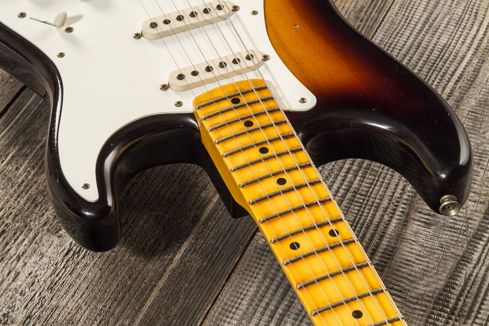 Fender Custom Shop Strat 1955 3s Trem Mn #r130058 - Journeyman Relic 2-color Sunburst - Str shape electric guitar - Variation 5