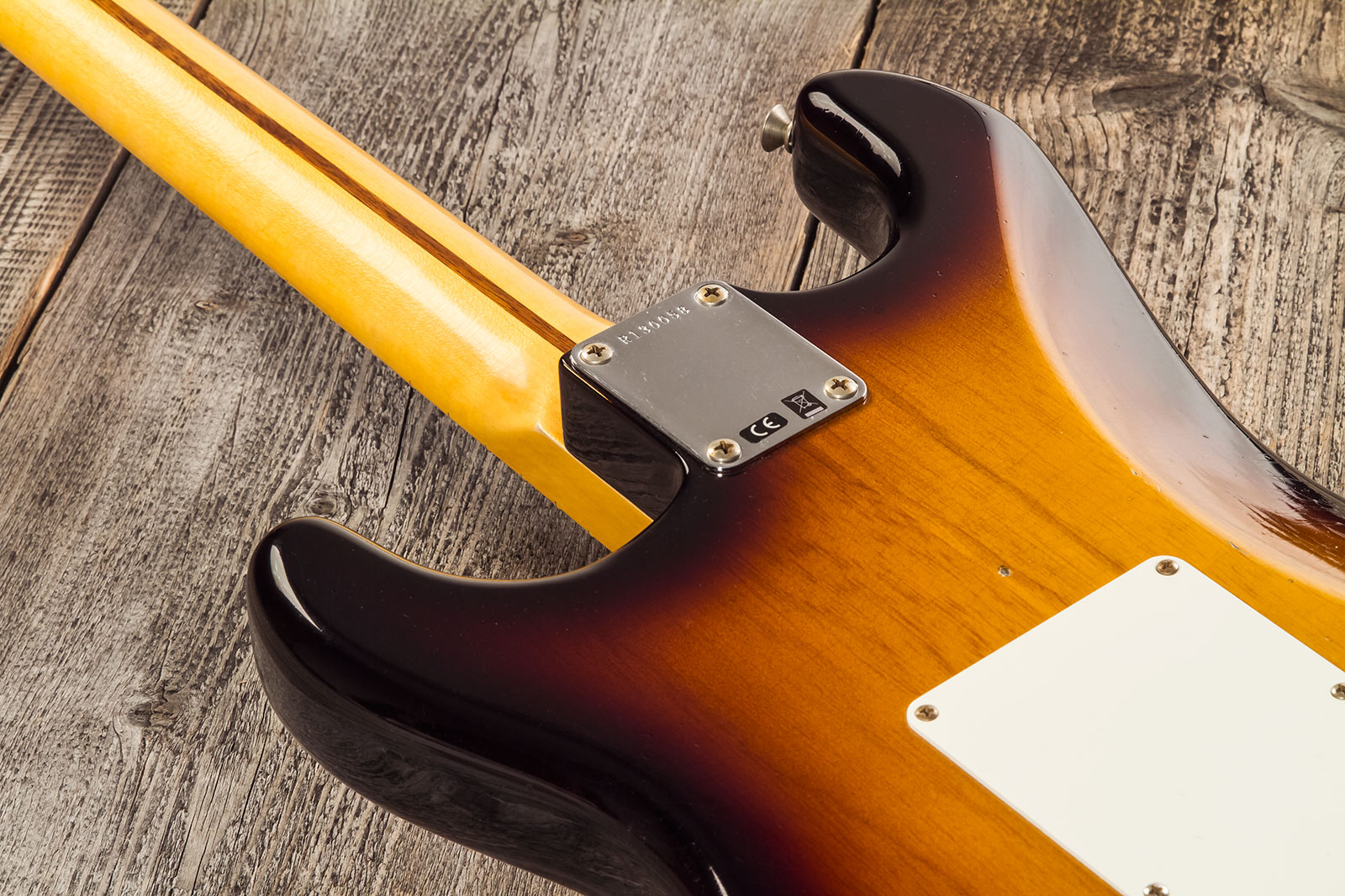 Fender Custom Shop Strat 1955 3s Trem Mn #r130058 - Journeyman Relic 2-color Sunburst - Str shape electric guitar - Variation 8