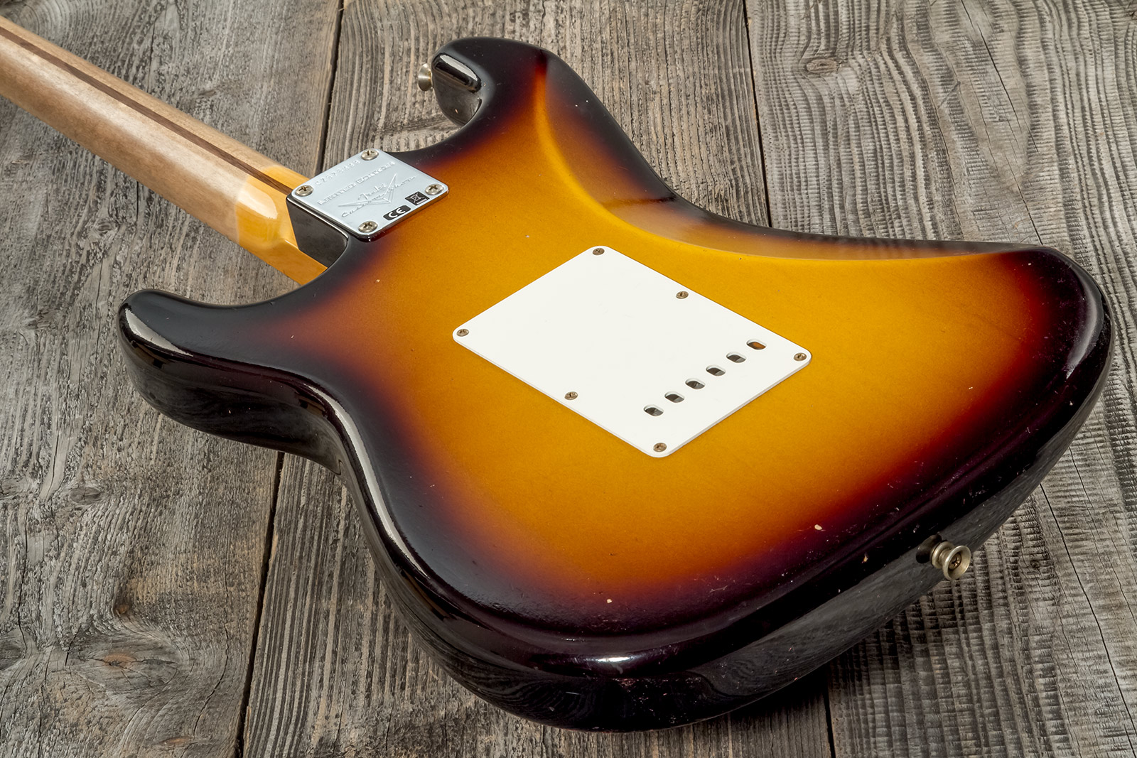 Fender Custom Shop Strat 1956 3s Trem Mn #cz575333 - Journeyman Relic 2-color Sunburst - Str shape electric guitar - Variation 4