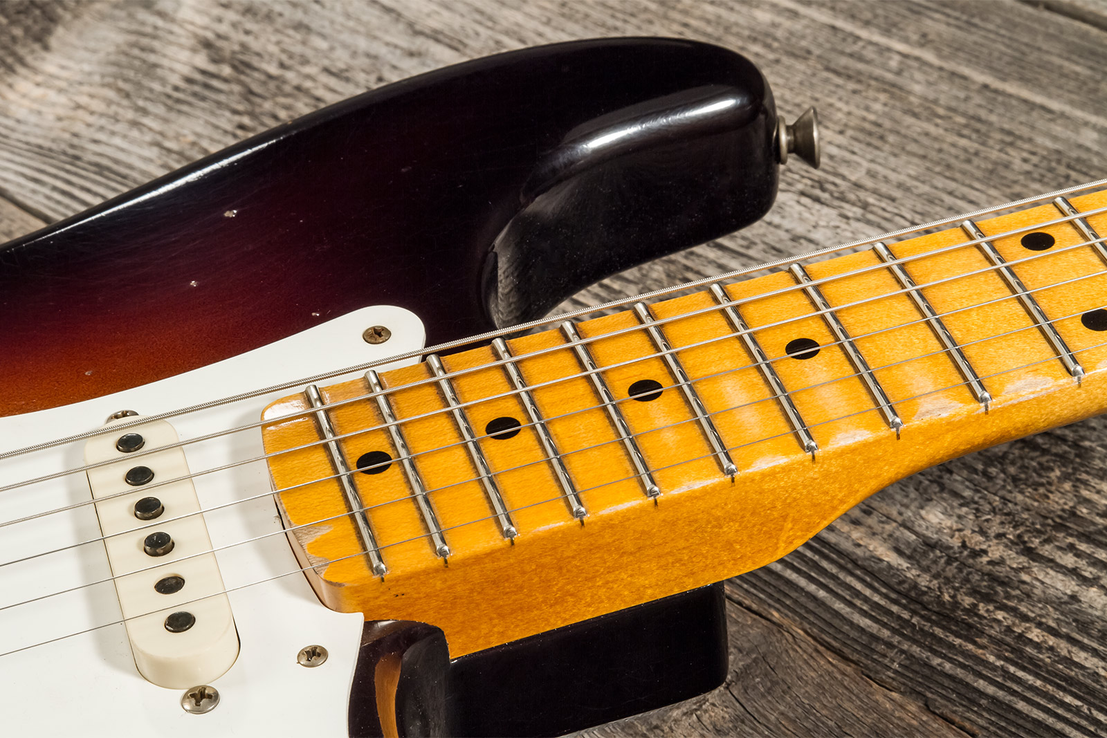 Fender Custom Shop Strat 1957 3s Trem Mn #cz571791 - Relic Wide Fade 2-color Sunburst - Str shape electric guitar - Variation 5