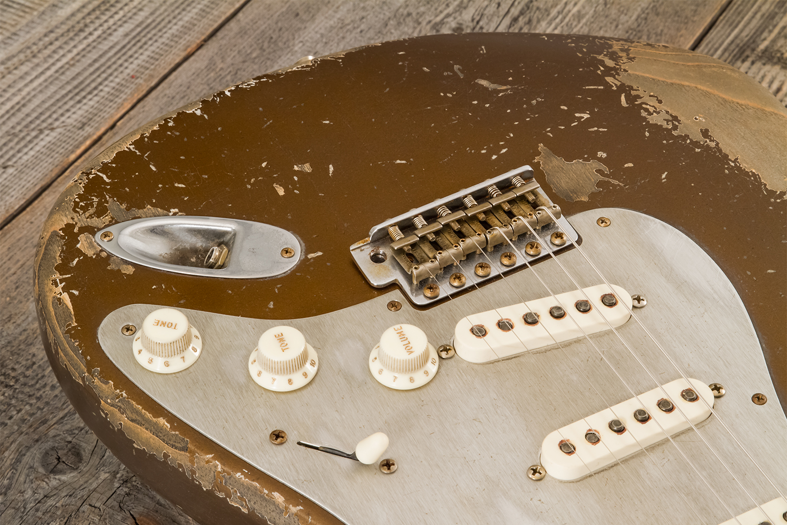 Fender Custom Shop Strat 1957 Masterbuilt D.wilson 3s Trem Mn #cz578116 - Relic Bronze - Str shape electric guitar - Variation 3