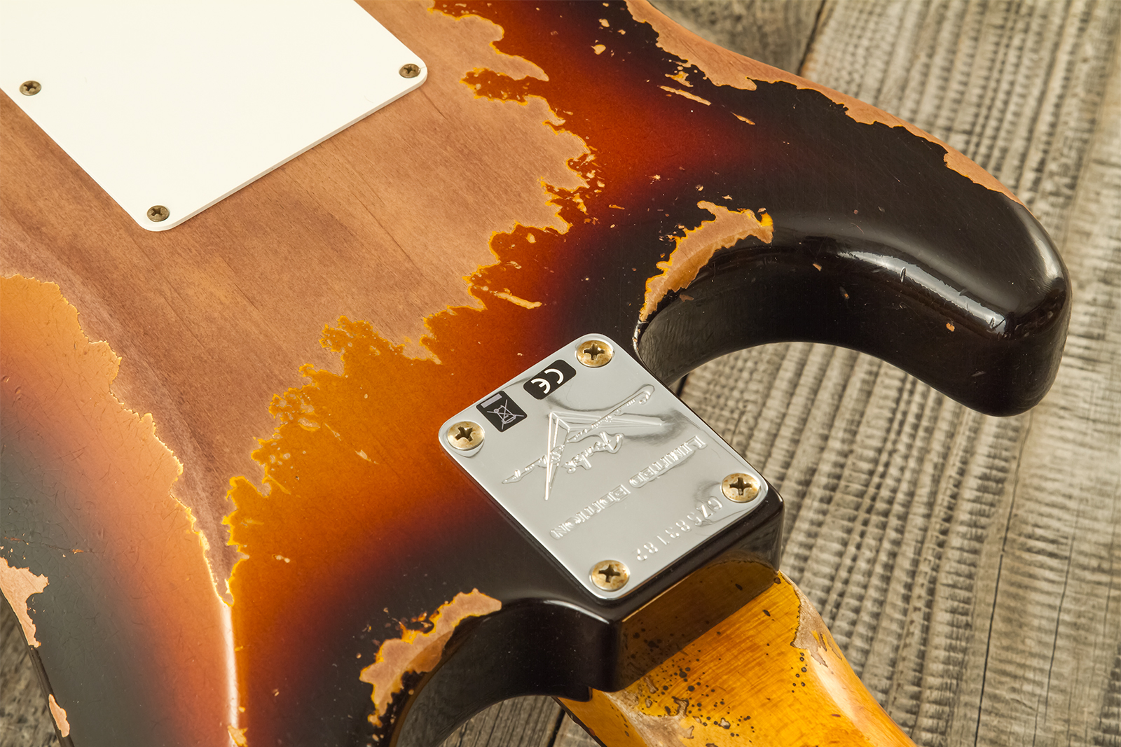Fender Custom Shop Strat 1959 3s Trem #cz583182 - Super Heavy Relic Chocolate 3-color Sunburst - Str shape electric guitar - Variation 11