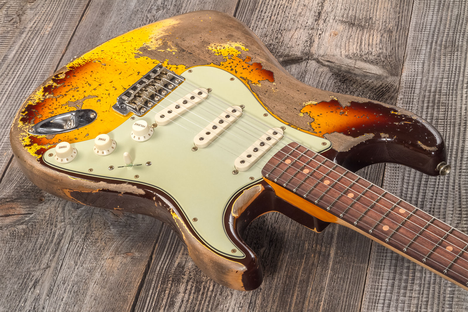 Fender Custom Shop Strat 1959 3s Trem Rw #cz569850 - Super Heavy Relic Aged Chocolate 3-color Sunburst - Str shape electric guitar - Variation 2