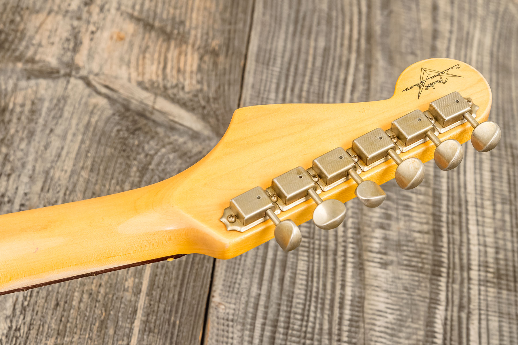 Fender Custom Shop Strat 1959 3s Trem Rw #r133800 - Relic Antique Vintage White - Str shape electric guitar - Variation 11