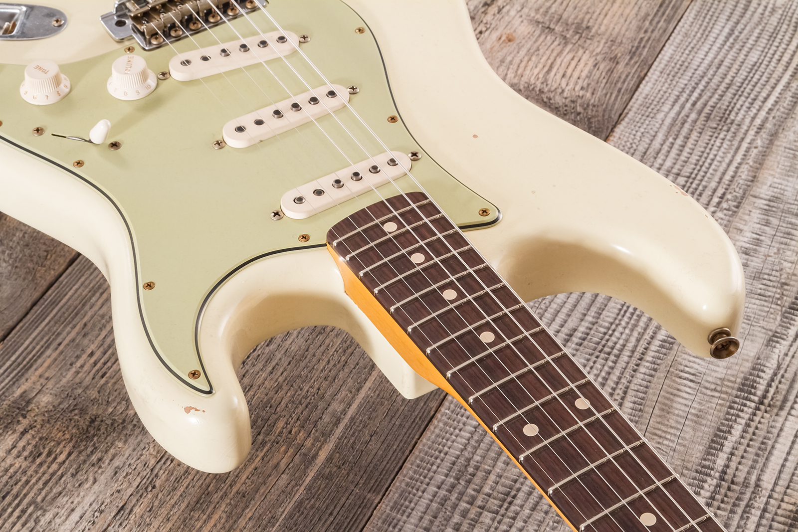 Fender Custom Shop Strat 1959 Masterbuilt D.brown 3s Trem Rw #r143697 - Journeyman Relic Vintage White - Str shape electric guitar - Variation 5