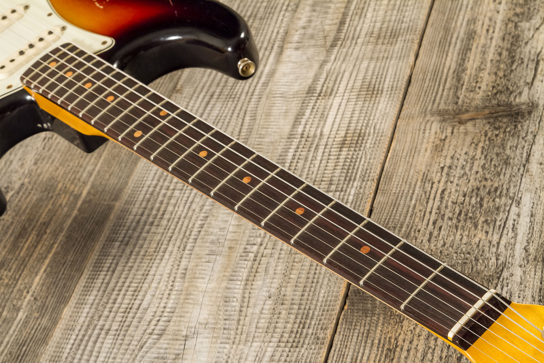 Fender Custom Shop Strat 1960 3s Trem Rw #cz578789 - Heavy Relic 3-color Sunburst - Str shape electric guitar - Variation 6