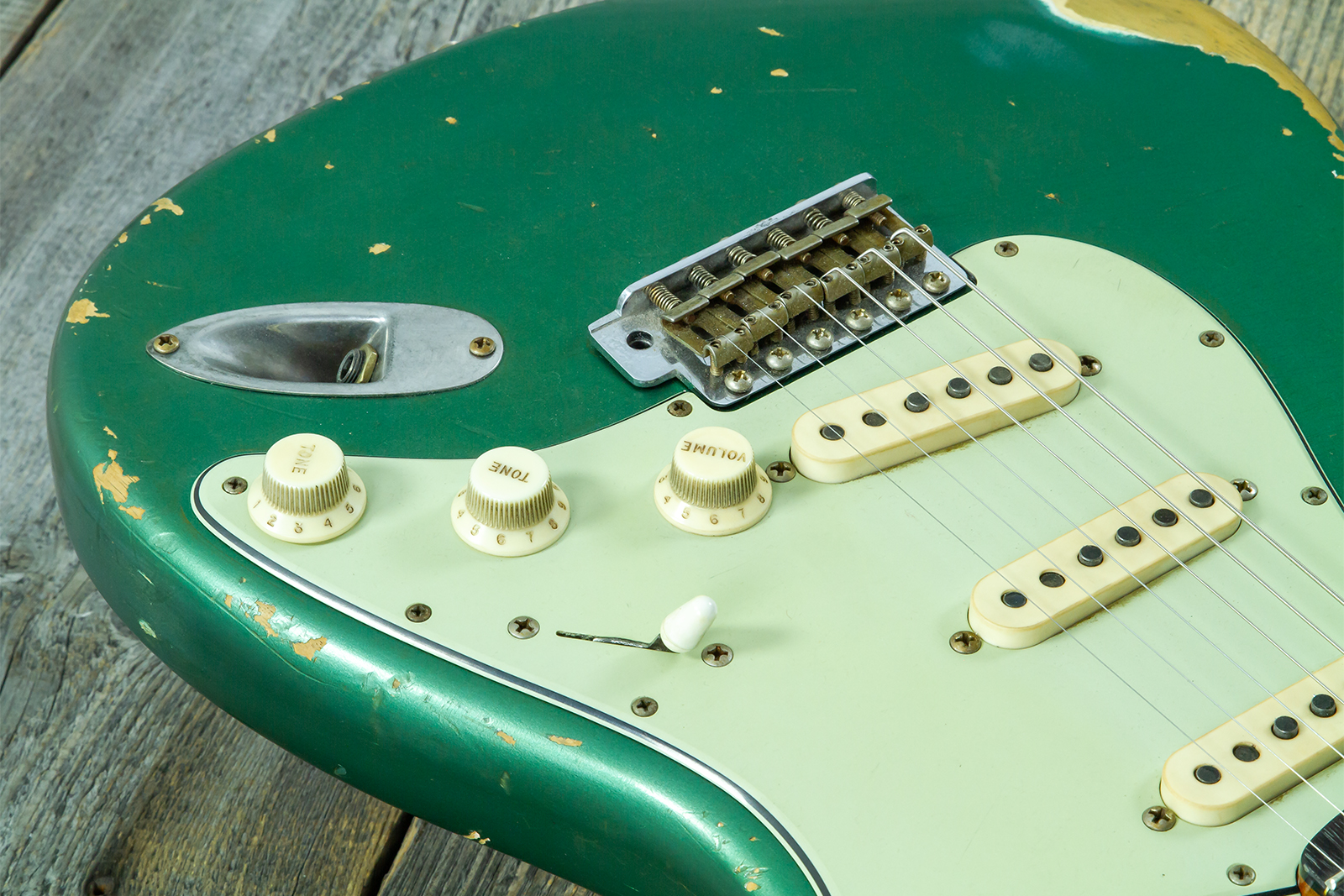 Fender Custom Shop Strat 1960/63 Mb A.macnutt 3s Trem Rw #r141359 - Relic Sherwood Green Metallic - Str shape electric guitar - Variation 4