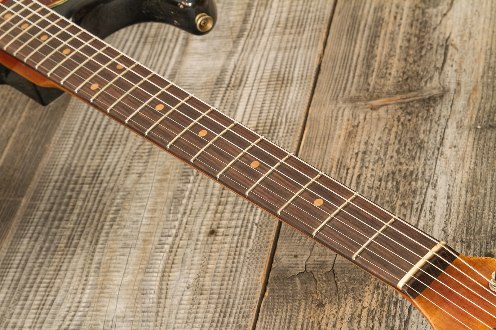 Fender Custom Shop Strat 1960 Roasted 3s Trem Rw #cz581166 - Super Heavy Relic Black O. 2-color Sunburst - Str shape electric guitar - Variation 6