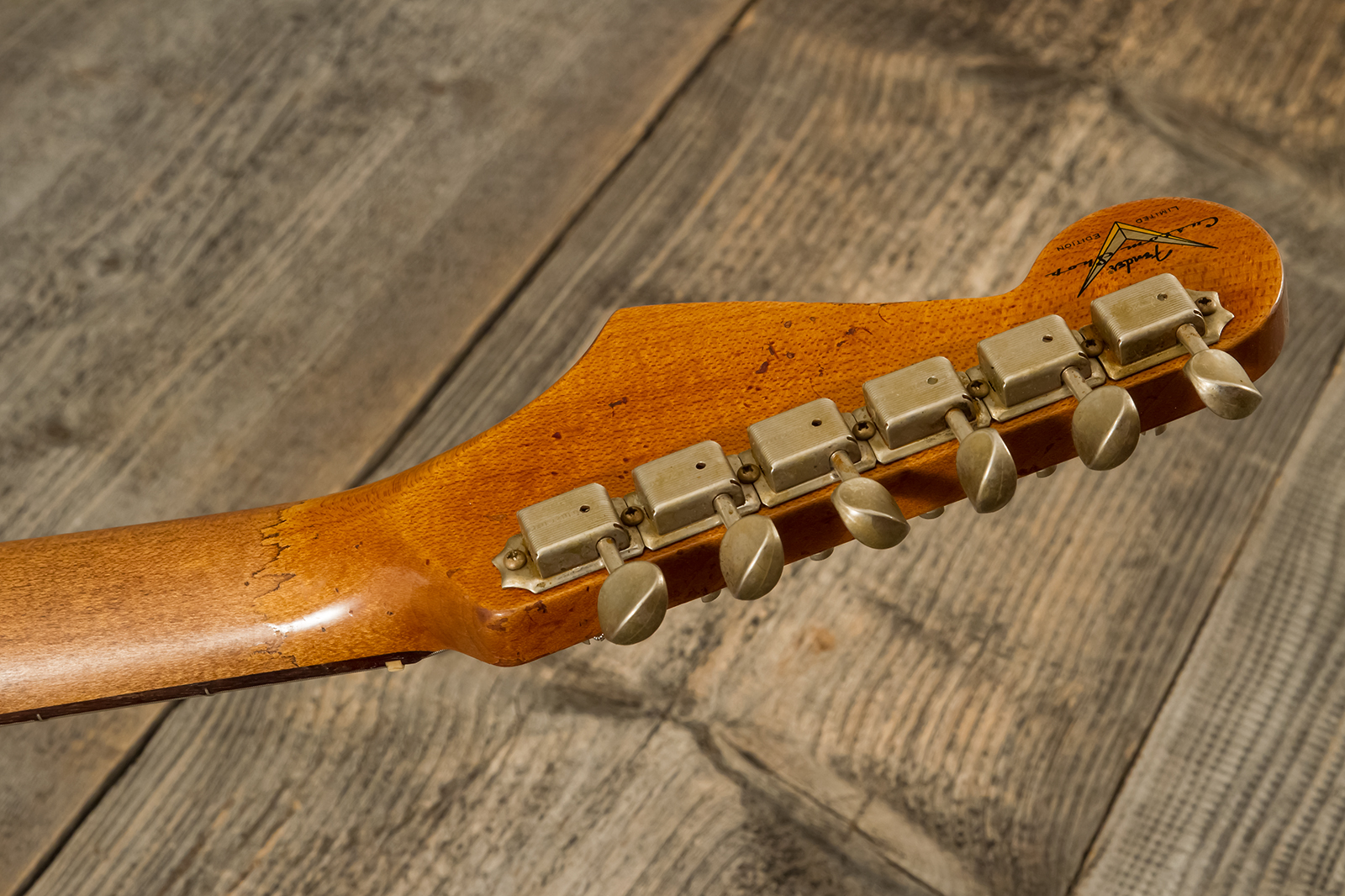 Fender Custom Shop Strat 1960 Roasted 3s Trem Rw #cz581210 - Super Heavy Relic Black O. 2-color Sunburst - Str shape electric guitar - Variation 11