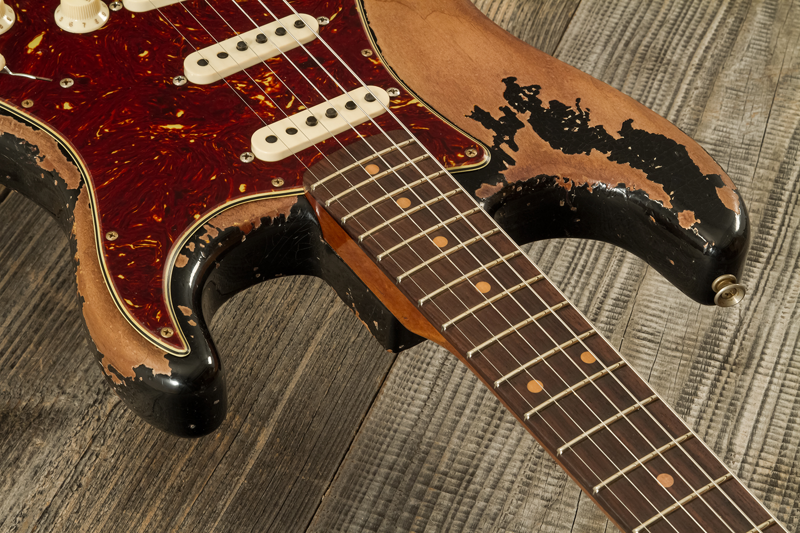 Fender Custom Shop Strat 1960 Roasted 3s Trem Rw #cz581210 - Super Heavy Relic Black O. 2-color Sunburst - Str shape electric guitar - Variation 4