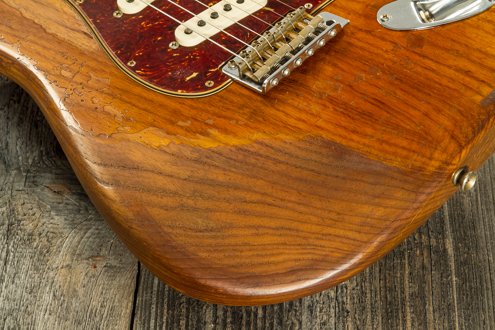 Fender Custom Shop Strat 1961 3s Trem Rw #cz570266 - Super Heavy Relic Natural - Str shape electric guitar - Variation 4