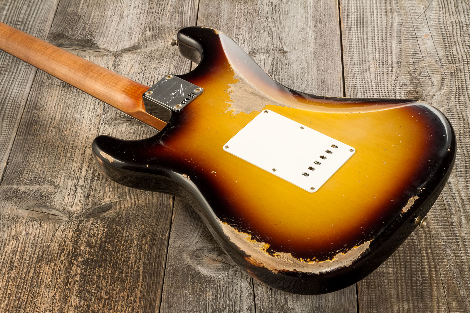 Fender Custom Shop Strat 1961 3s Trem Rw #cz575233 - Heavy Relic 3-color Sunburst - Str shape electric guitar - Variation 5