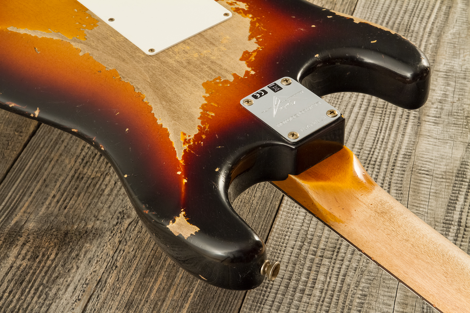 Fender Custom Shop Strat 1961 Bone Tone 3s Trem #cz584251 - Super Heavy Relic 3-color Sunburst - Str shape electric guitar - Variation 11