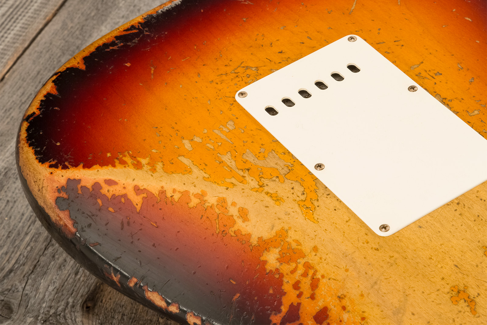 Fender Custom Shop Strat 1961 Masterbuilt D.wilson 3s Trem Rw #cz552177 - Heavy Relic 3-color Sunburst - Str shape electric guitar - Variation 10