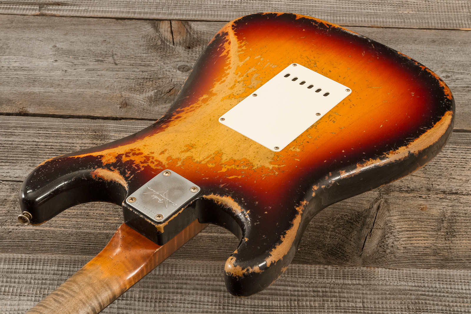 Fender Custom Shop Strat 1961 Masterbuilt D.wilson 3s Trem Rw #cz552177 - Heavy Relic 3-color Sunburst - Str shape electric guitar - Variation 7
