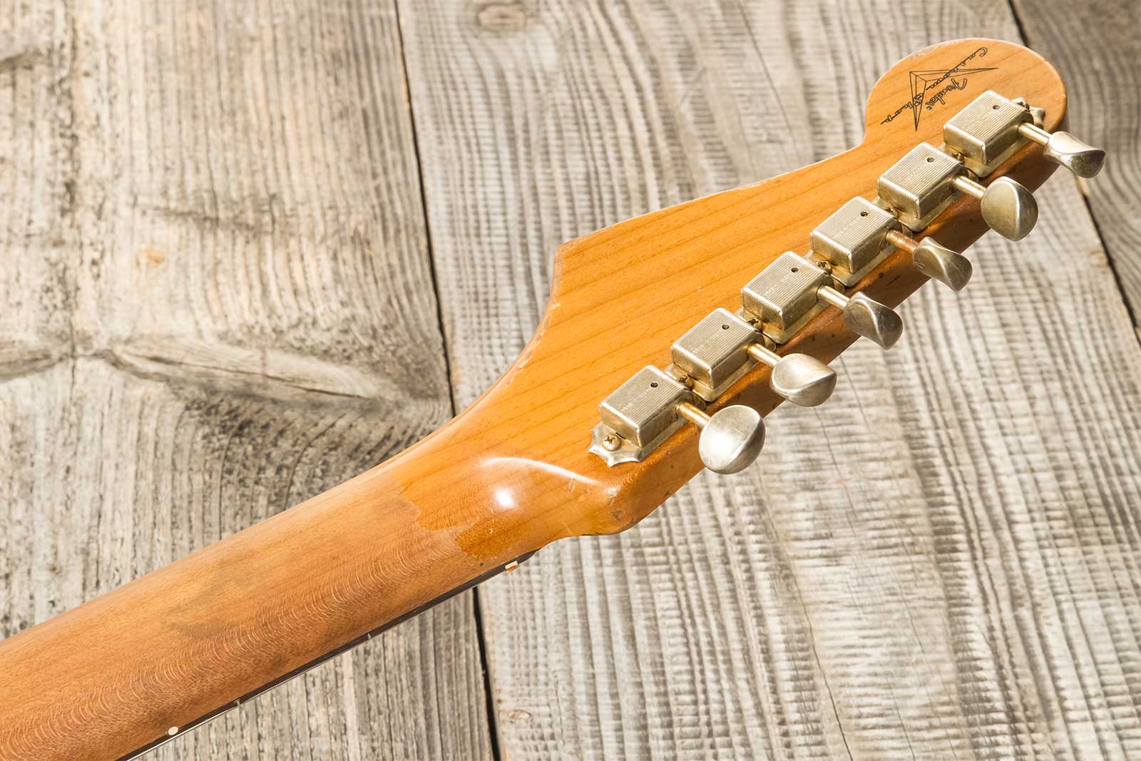 Fender Custom Shop Strat 1963 3s Trem Rw #r136169 - Super Heavy Relic Sparkle 3-color Sunburst - Str shape electric guitar - Variation 10