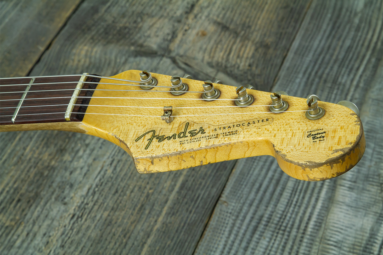 Fender Custom Shop Strat 1963 Mb A.macnutt 3s Trem Rw #r144111 - Relic Fiesta Red - Str shape electric guitar - Variation 14