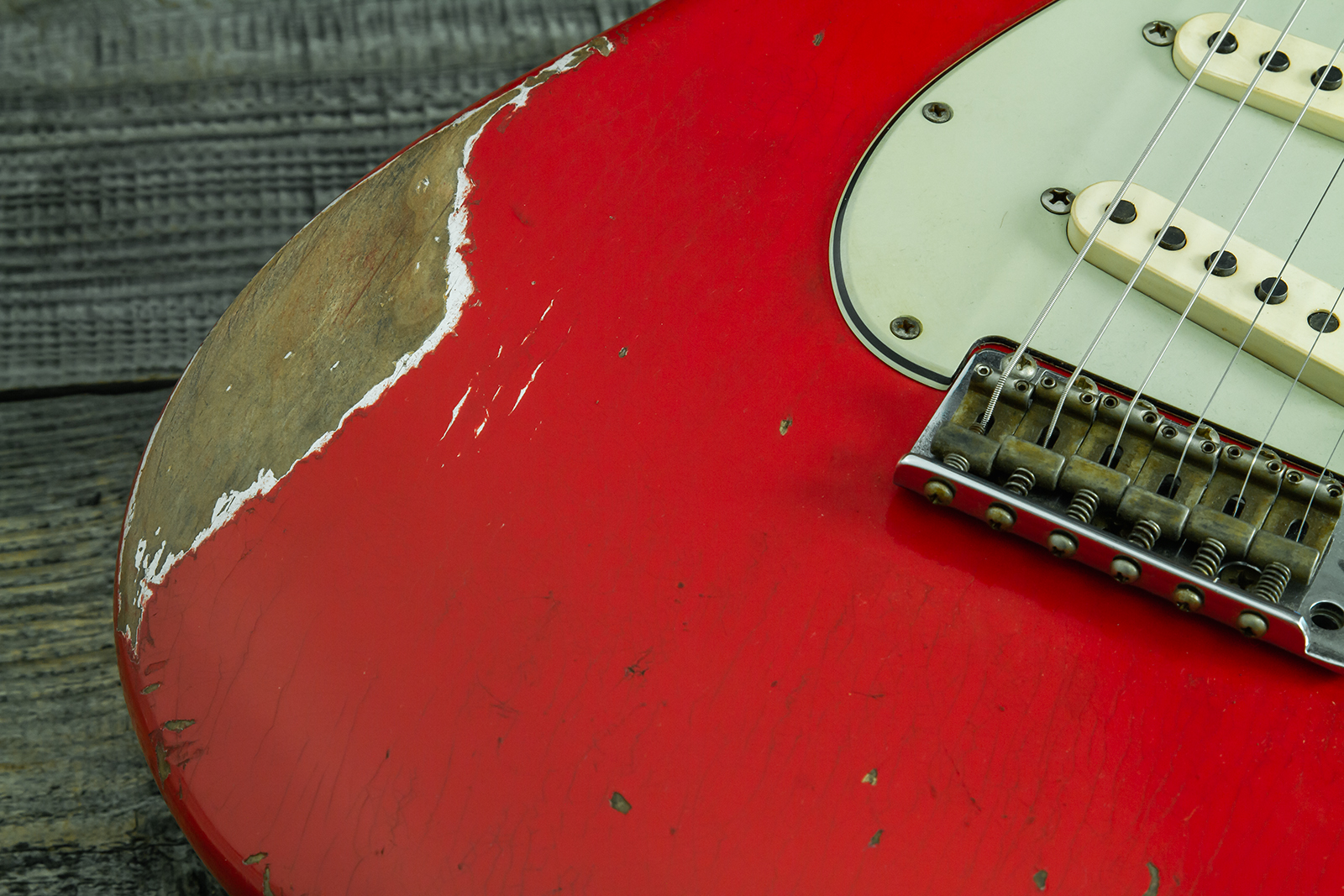 Fender Custom Shop Strat 1963 Mb A.macnutt 3s Trem Rw #r144111 - Relic Fiesta Red - Str shape electric guitar - Variation 2