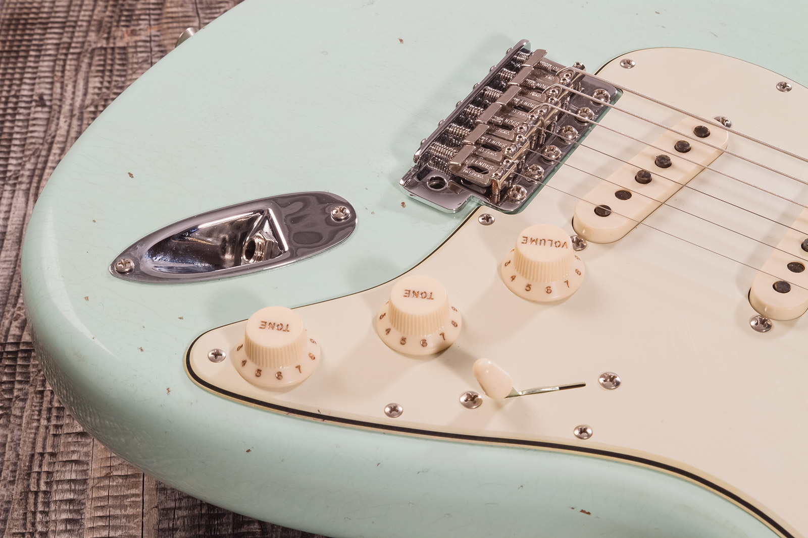 Fender Custom Shop Strat 1964 3s Trem Rw #cz570381 - Journeyman Relic Aged Surf Green - Str shape electric guitar - Variation 4