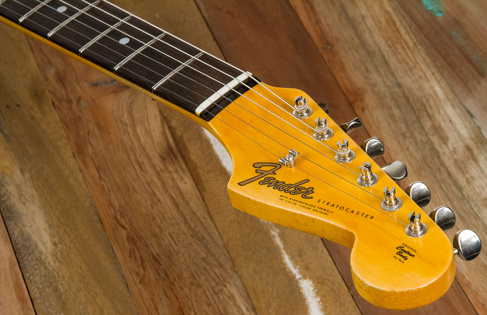Fender Custom Shop Strat 1964 Rw #r114936 - Journeyman Relic 3-color Sunburst - Str shape electric guitar - Variation 5