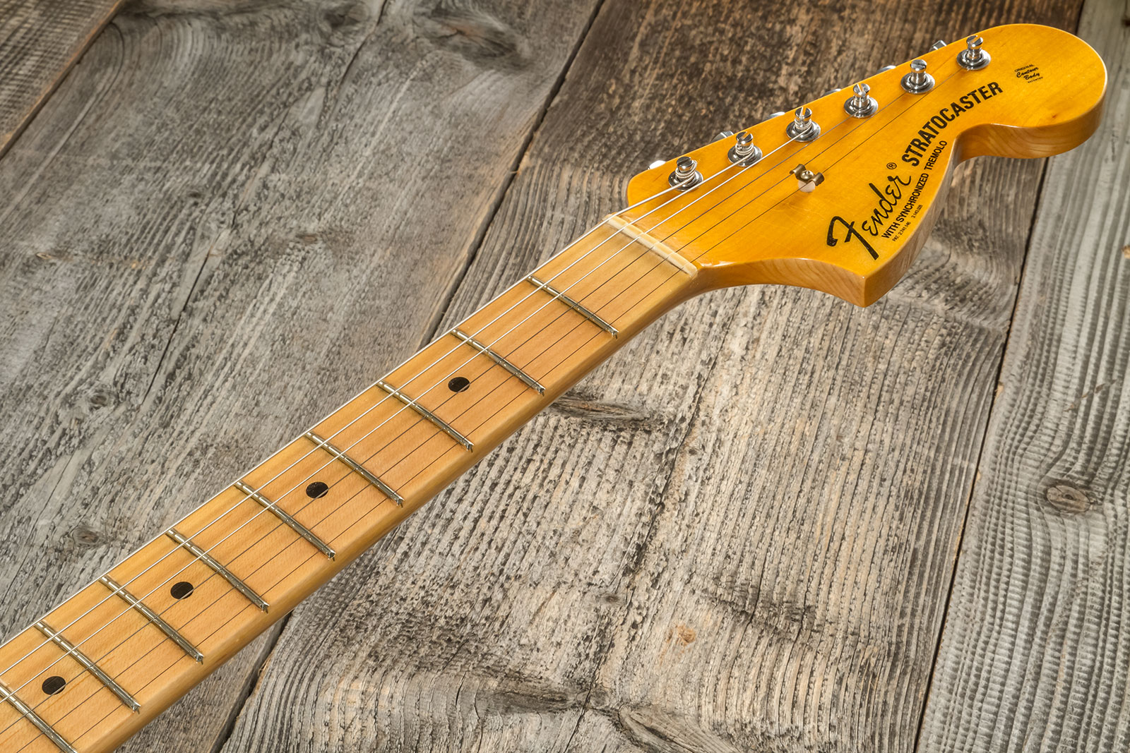 Fender Custom Shop Strat 1969 3s Trem Mn #cz576216 - Journeyman Relic Aged Vintage White - Str shape electric guitar - Variation 8