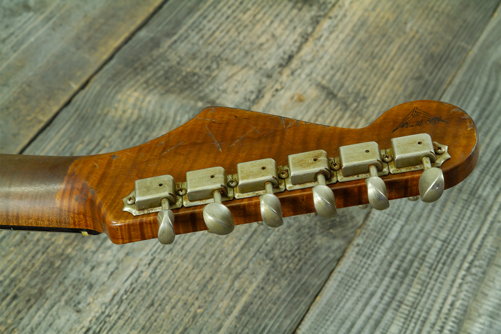 Fender Custom Shop Strat Late 1959 Mb A.macnutt 3s Trem Rw #r147577 - Heavy Relic 2-color Sunburst - Str shape electric guitar - Variation 16