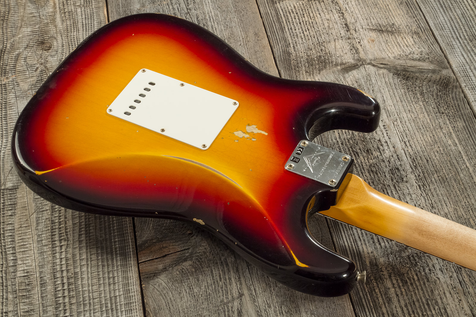 Fender Custom Shop Strat Late 1964 3s Trem Rw #cz569756 - Relic Target 3-color Sunburst - Str shape electric guitar - Variation 5