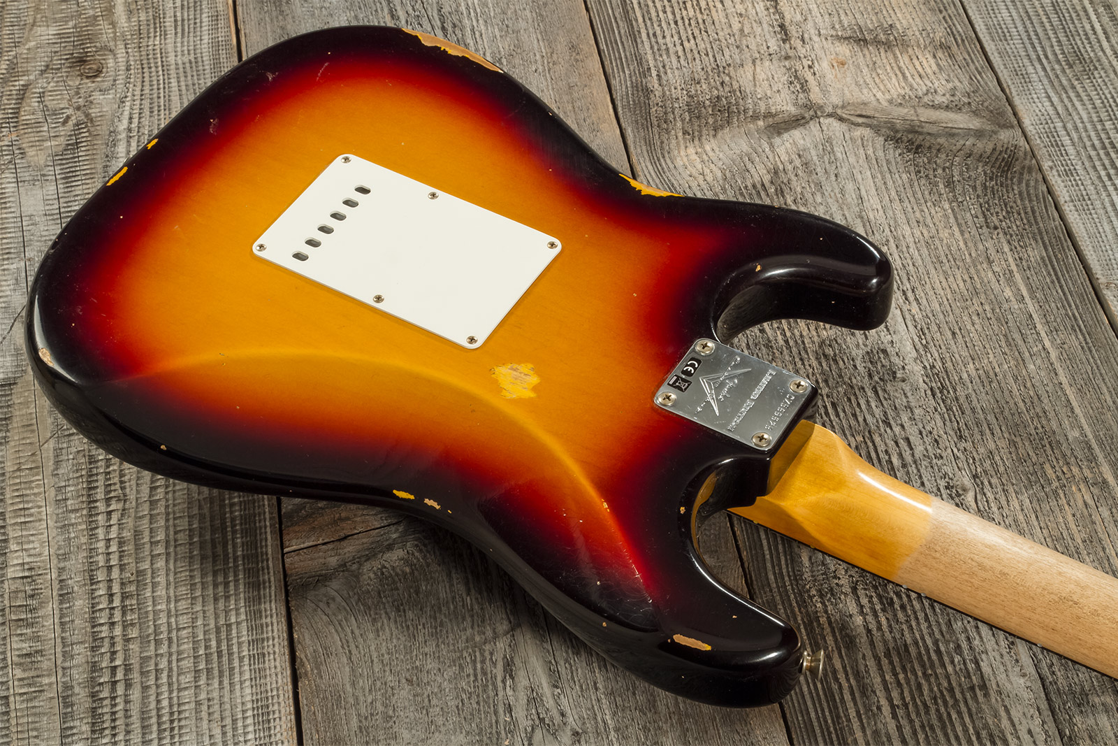 Fender Custom Shop Strat Late 1964 3s Trem Rw #cz569925 - Relic Target 3-color Sunburst - Str shape electric guitar - Variation 5