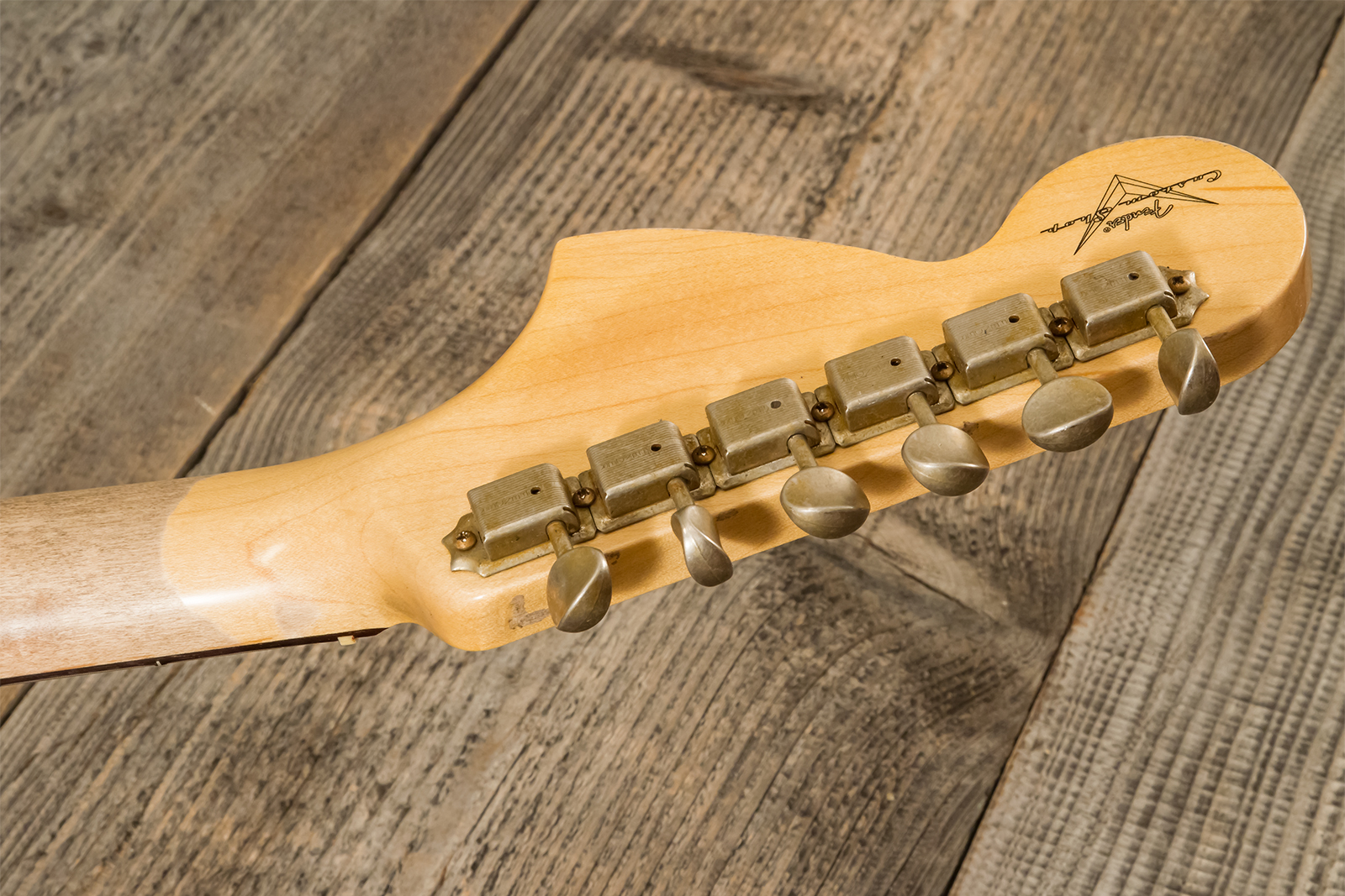 Fender Custom Shop Strat Michael Landau 1968 Signature Trem 3s #r138684 - Relic Black - Str shape electric guitar - Variation 11
