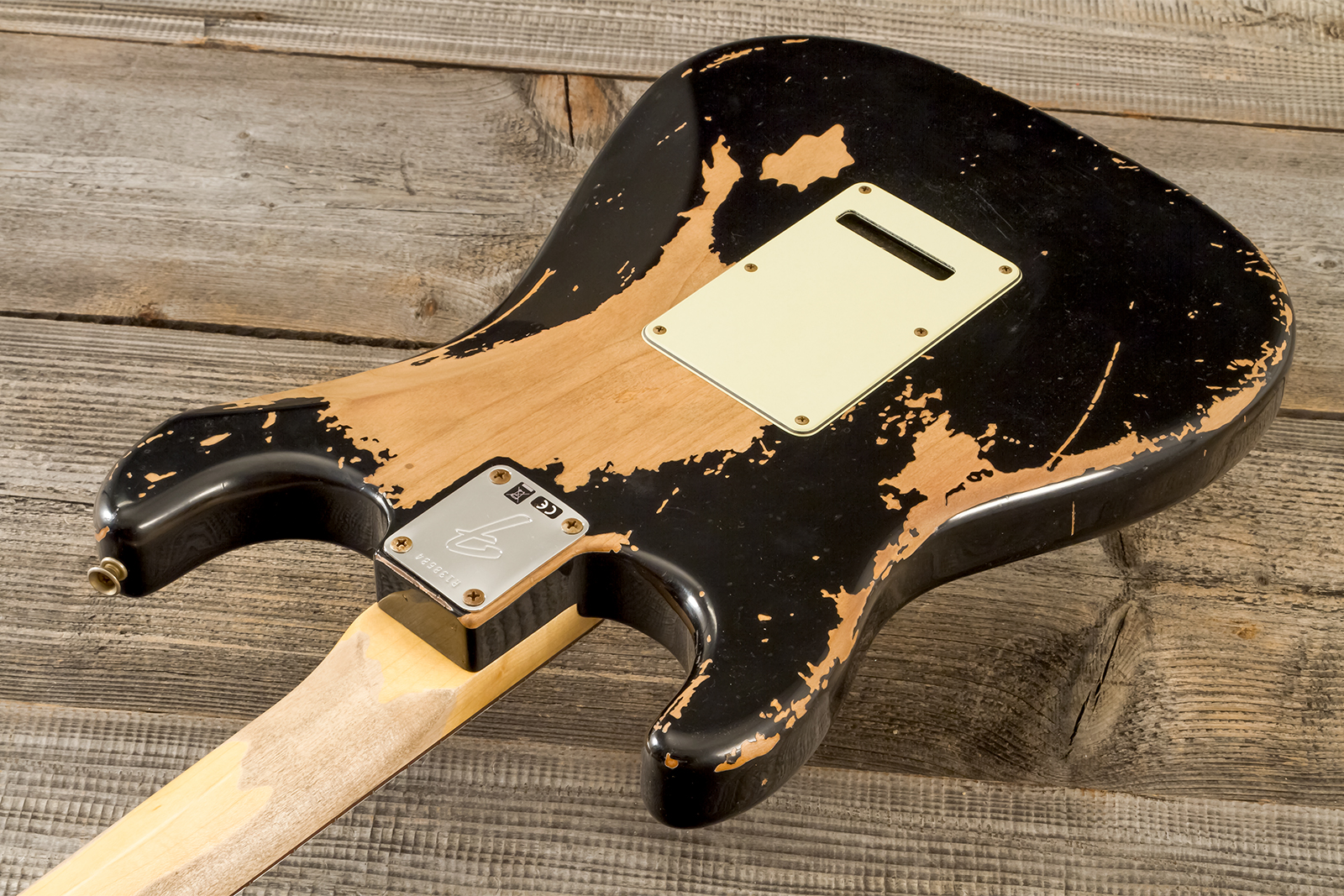 Fender Custom Shop Strat Michael Landau 1968 Signature Trem 3s #r138684 - Relic Black - Str shape electric guitar - Variation 7