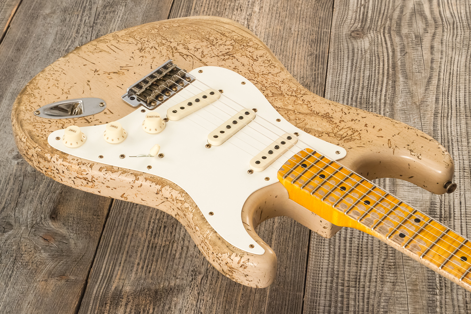 Fender Custom Shop Strat Red Hot 3s Trem #cz584115 - Super Heavy Relic White Blonde - Str shape electric guitar - Variation 2