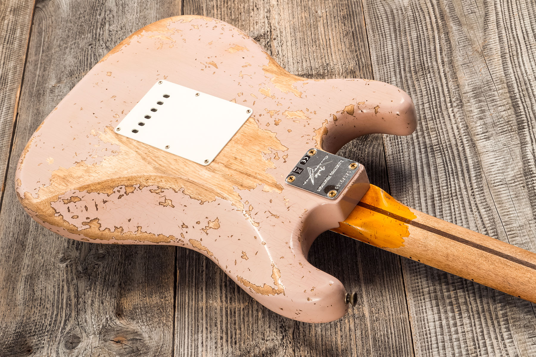 Fender Custom Shop Strat Red Hot 3s Trem Mn #cz579150 - Super Heavy Relic Dirty Shell Pink - Str shape electric guitar - Variation 6