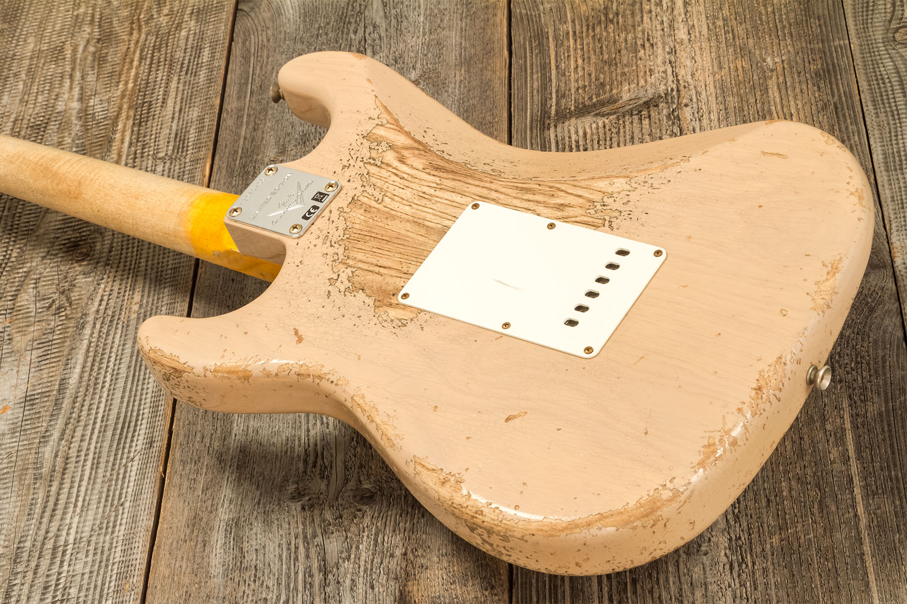 Fender Custom Shop Strat Red Hot 3s Trem Mn #cz579453 - Super Heavy Relic White Blonde - Str shape electric guitar - Variation 5