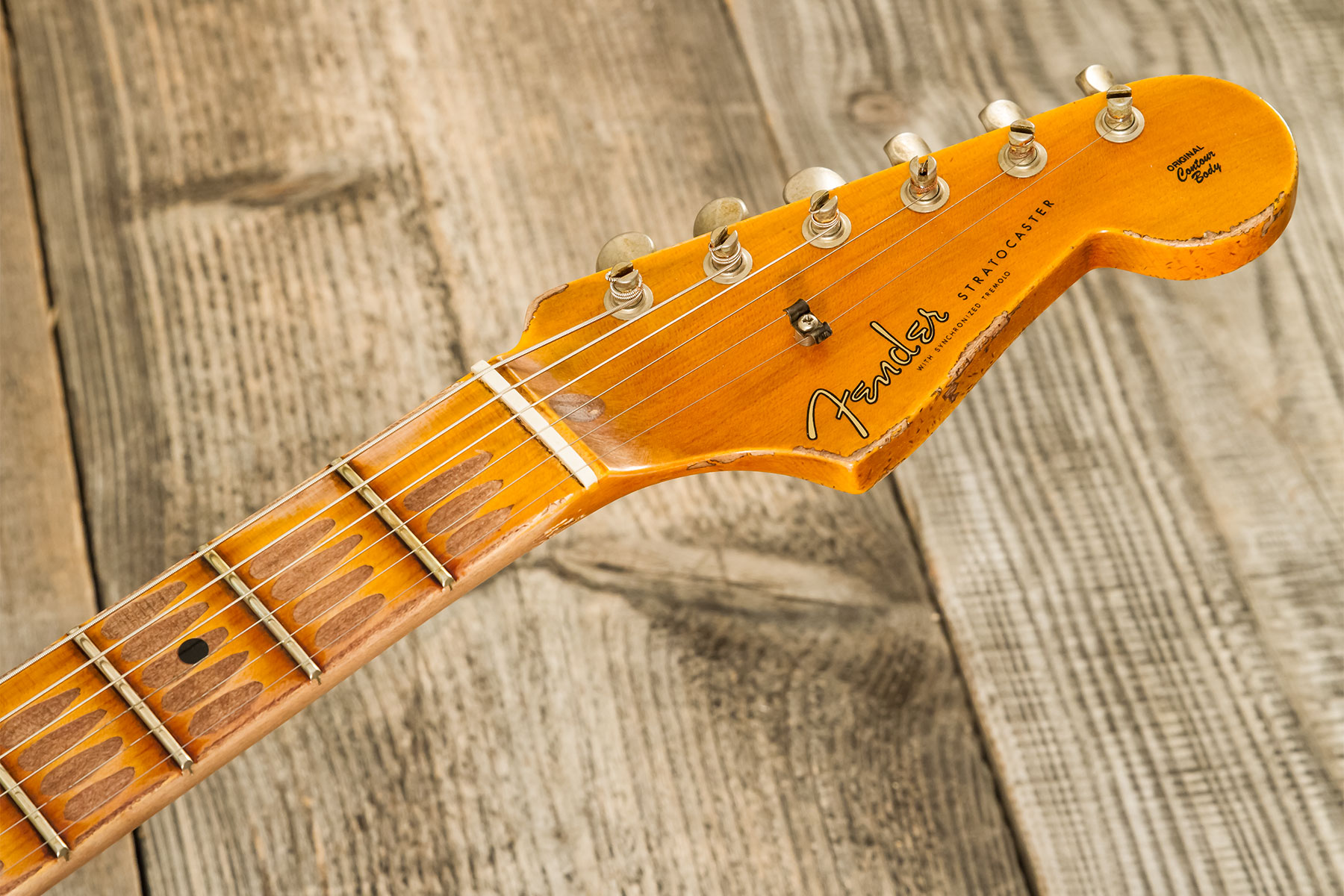 Fender Custom Shop Strat Red Hot 3s Trem Mn #cz580650 - Super Heavy Relic Chocolate 3-color Sunburst - Str shape electric guitar - Variation 10