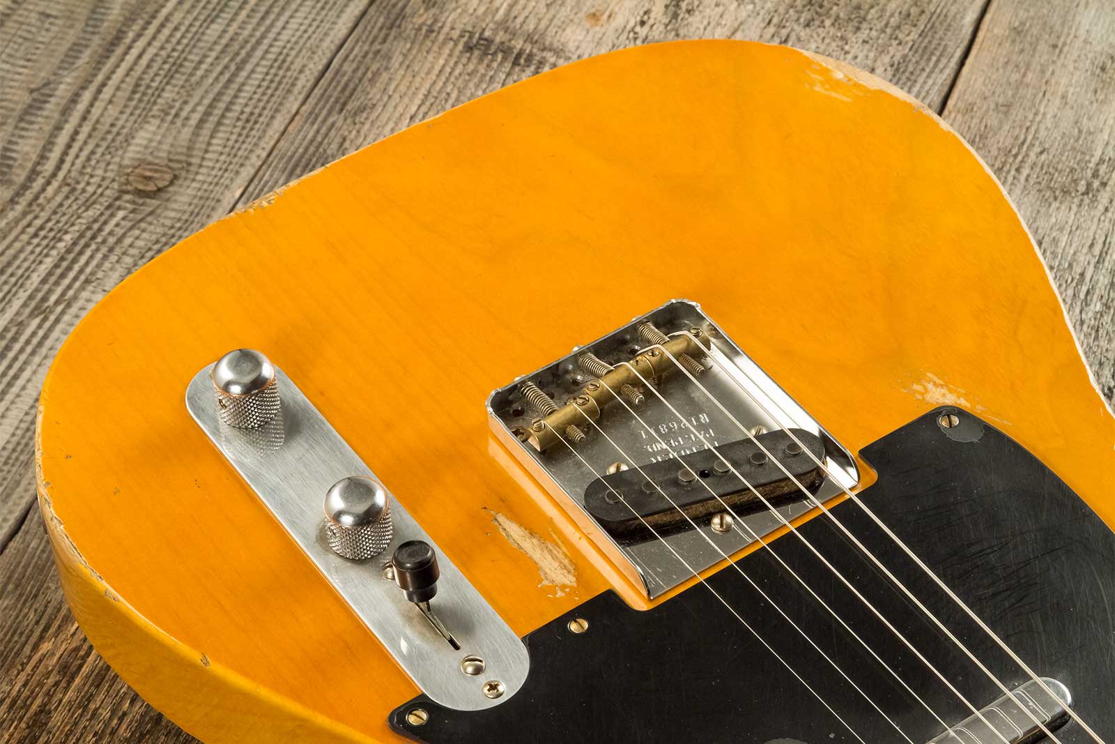 Fender Custom Shop Tele 1952 Masterbuilt A.hicks 2s Ht Mn #r126811 - Relic Smoked Butterscotch Blonde - Tel shape electric guitar - Variation 4