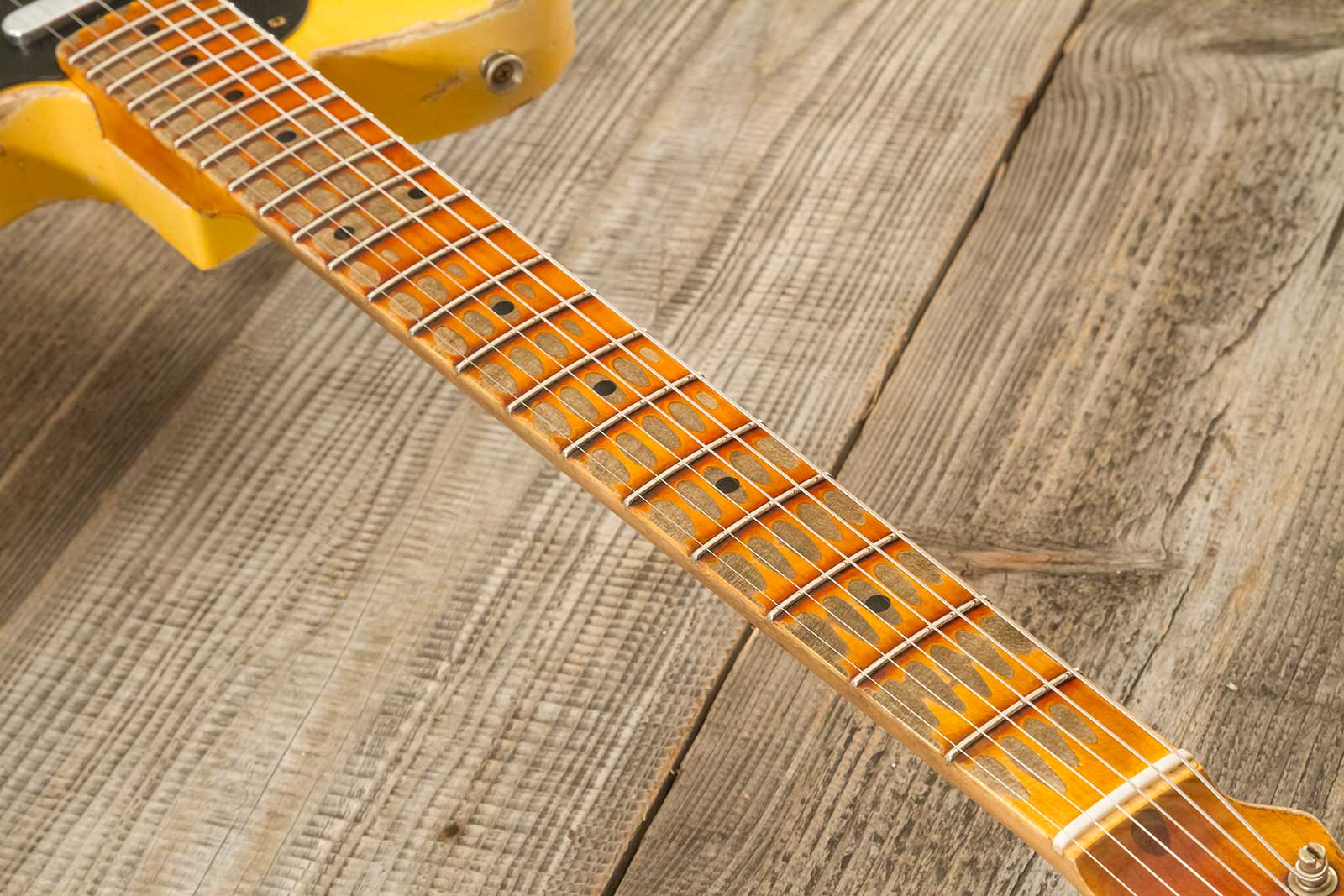 Fender Custom Shop Tele 1953 2s Ht Mn #r128654 - Super Heavy Relic Natural Blonde - Str shape electric guitar - Variation 4