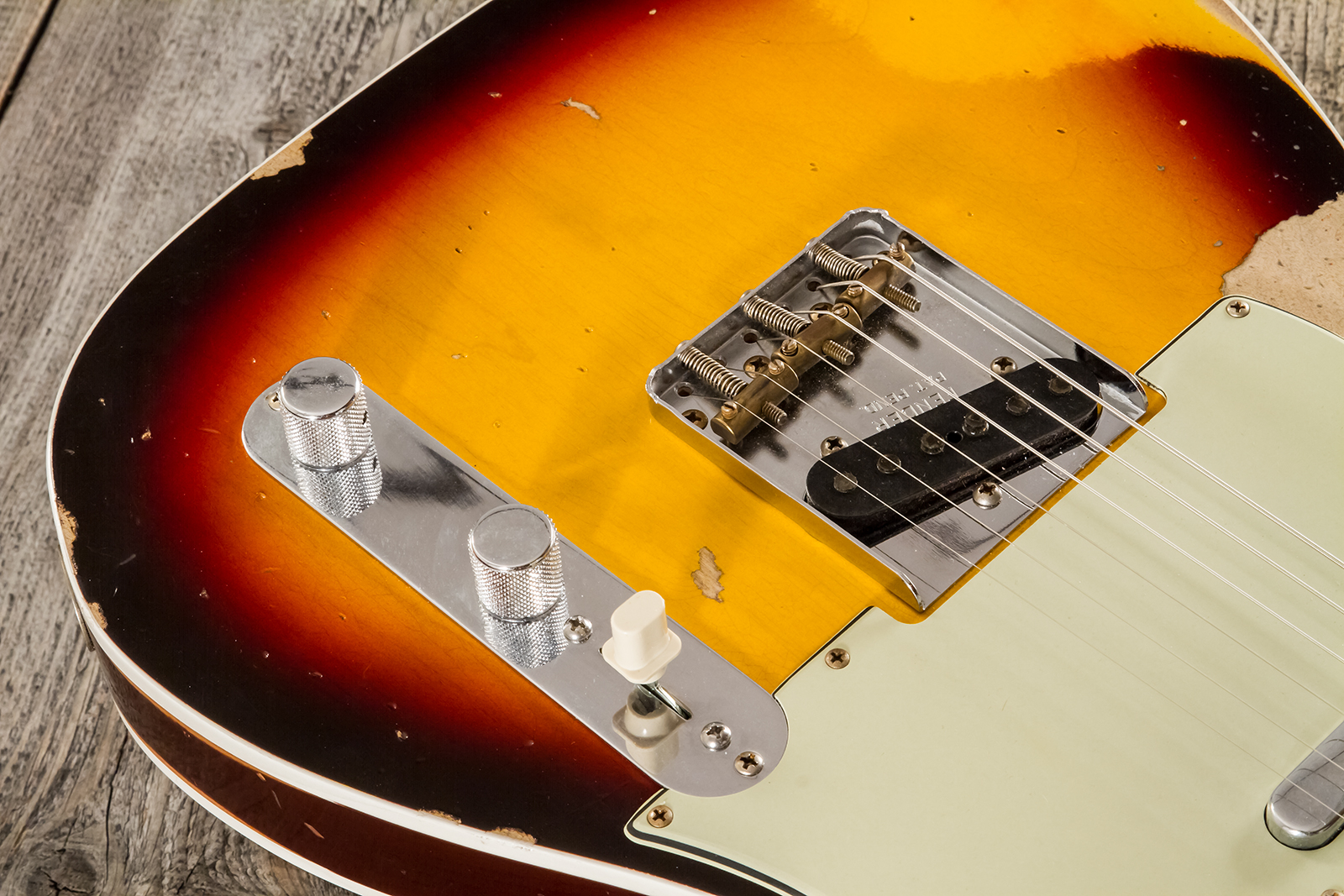 Fender Custom Shop Tele 1960 2s Ht Rw - Heavy Relic Chocolate 3-color Sunburst - Tel shape electric guitar - Variation 9