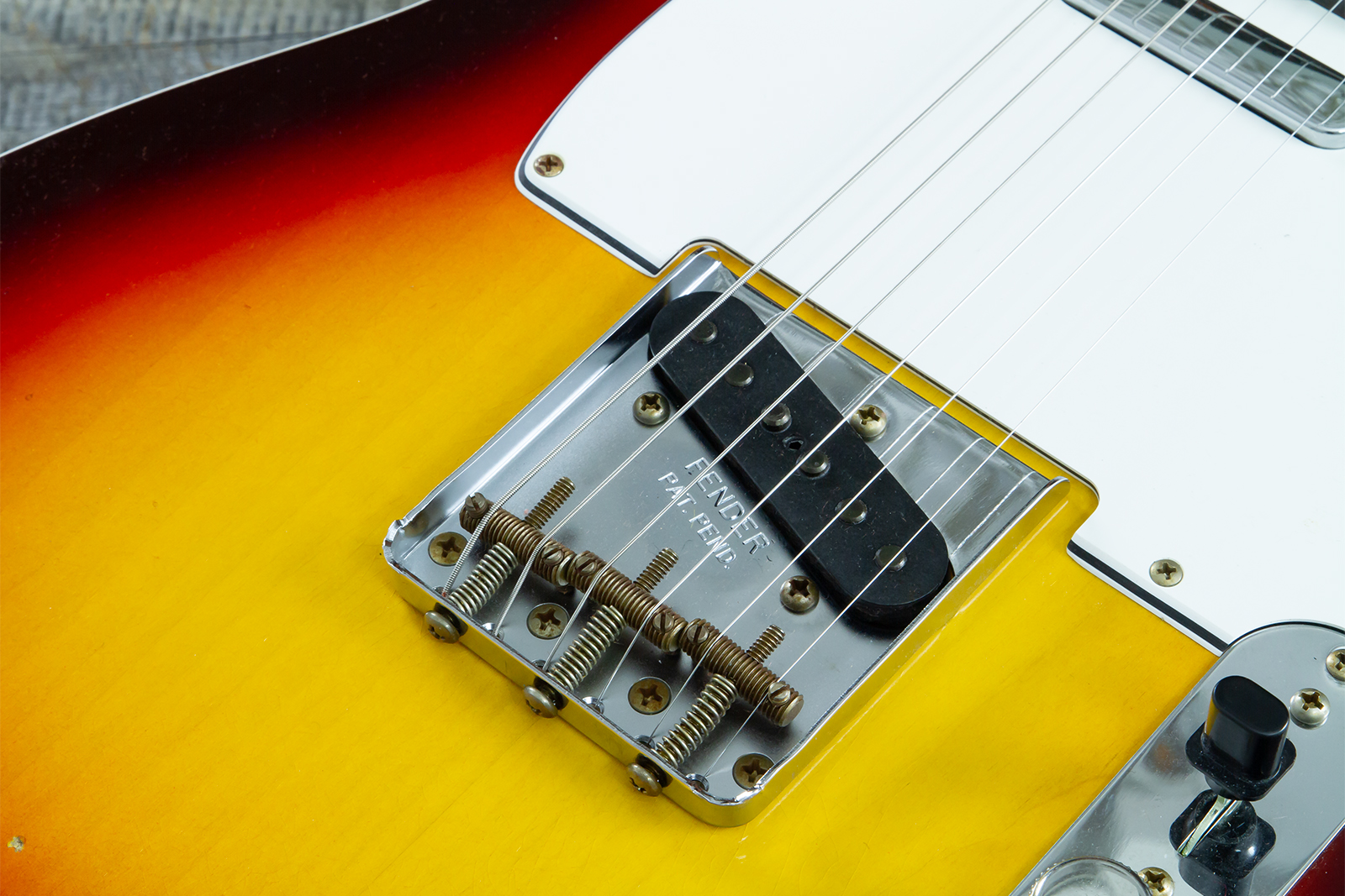Fender Custom Shop Tele 1960 Vintage Custom 2s Ht Rw #r147862 - Journeyman Relic 3-color Sunburst - Tel shape electric guitar - Variation 5